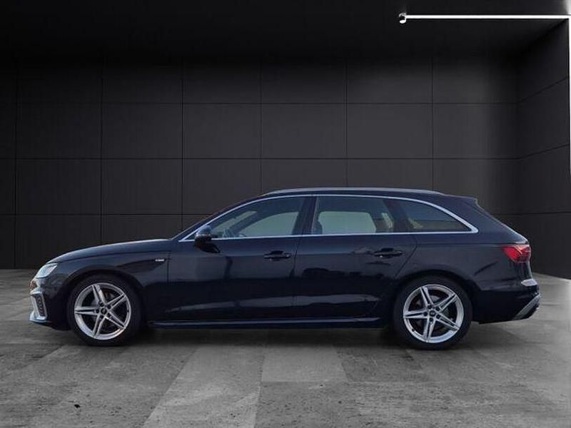 Gebraucht Audi A4 S-Line 150 PS (110 kW) 2021 Mythosschwarz metallic Kombi