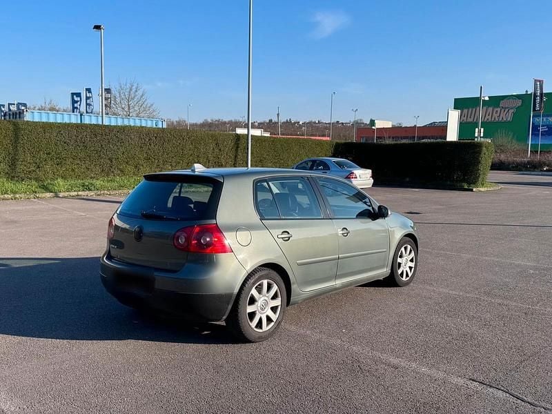 Gebraucht VW Golf IV 101 PS (74 kW) 2005 Limousine