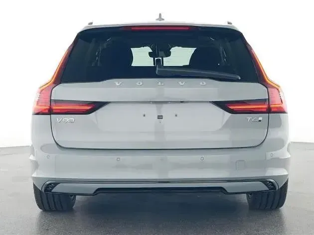 Gebraucht Volvo V90 Plus 253 PS (186 kW) 2025 Grau Kombi