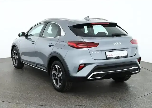 Neu Kia XCeed 150 PS (110 kW) 2026 Lunarsilbermet. SUV