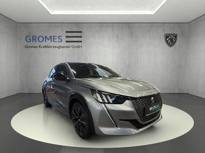 Gebraucht Peugeot e-208 100 kW (136 PS) 2023 Lack grau artense/typ aussenve Kleinwagen