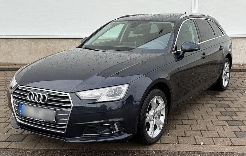 Blau Gebraucht 2017 Audi A4 Design Kombi | 13.990 € (Fairer Preis) - Bild 1/4