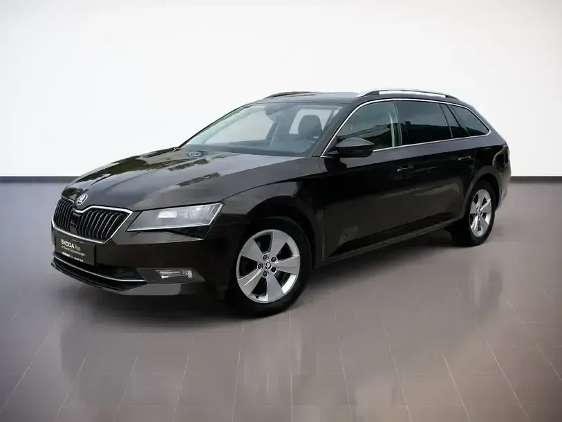 Gebraucht Skoda Superb Style 190 PS (139 kW) 2017 Braun Kombi