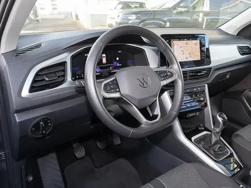 Gebraucht VW T-Roc Life 116 PS (85 kW) 2024 Grau SUV