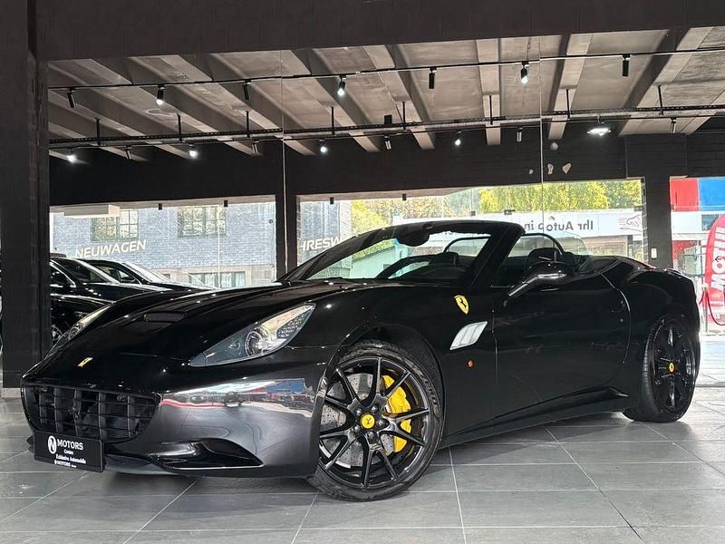 Schwarz Gebraucht 2014 Ferrari California Cabrio | 119.999 € - Bild 1/4