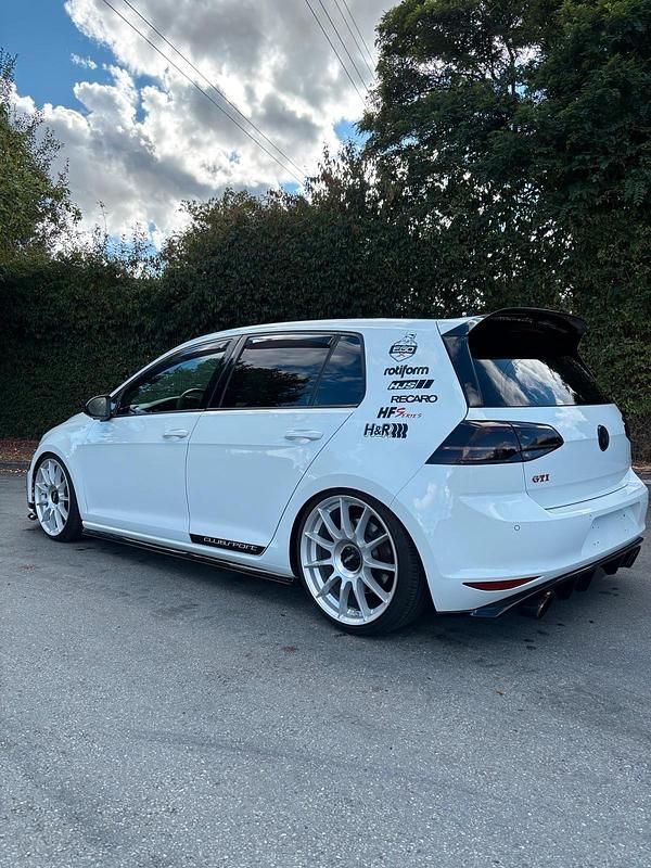 Weiß Gebraucht 2016 VW Golf GTI Clubsport Coupé | 24.500 € (Teuer) - Bild 1/4