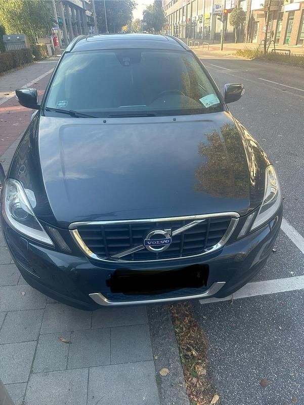 Grau Gebraucht 2013 Volvo XC60 SUV | 11.600 € (Fairer Preis) - Bild 1/4
