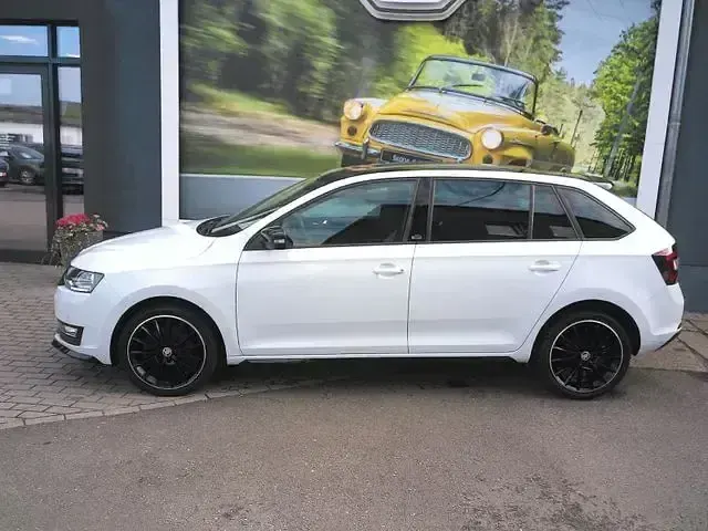 Gebraucht Skoda Rapid Monte Carlo 110 PS (80 kW) 2018 Weiß Kleinwagen