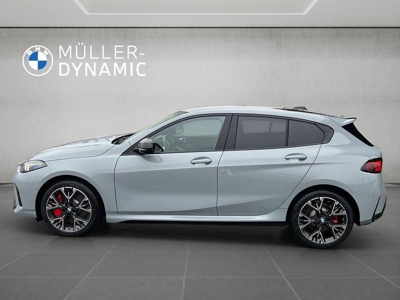 Neu BMW 120 M Sport 170 PS (125 kW) 2025 Brooklyn grau metallic Kleinwagen