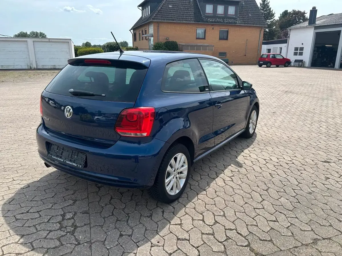 Gebraucht VW Polo 86 PS (63 kW) 2011 Blau Kleinwagen