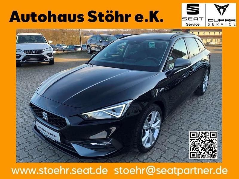 Mitternachtsschwarz Gebraucht 2024 Seat Leon FR Kombi | 28.450 € (Fairer Preis) - Bild 1/4