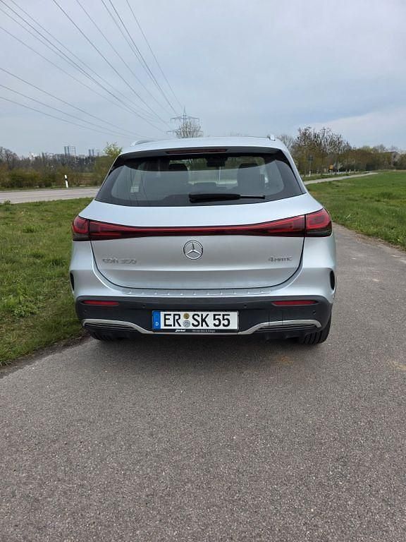 Gebraucht Mercedes EQA350 214 kW (292 PS) 2022 Silber SUV