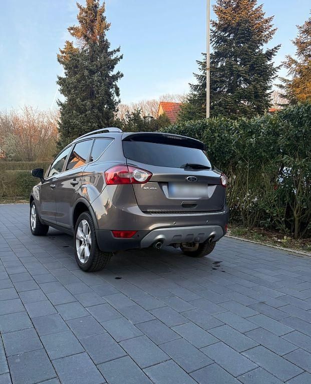 Gebraucht Ford Kuga 140 PS (102 kW) 2012 Braun SUV