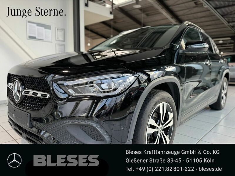 Unilack nachtschwarz Gebraucht 2021 Mercedes GLA200 Progressive SUV | 30.950 € (Fairer Preis) - Bild 1/4