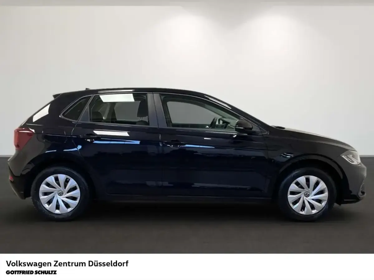Gebraucht VW Polo Basis 80 PS (58 kW) 2025 Schwarz Kleinwagen