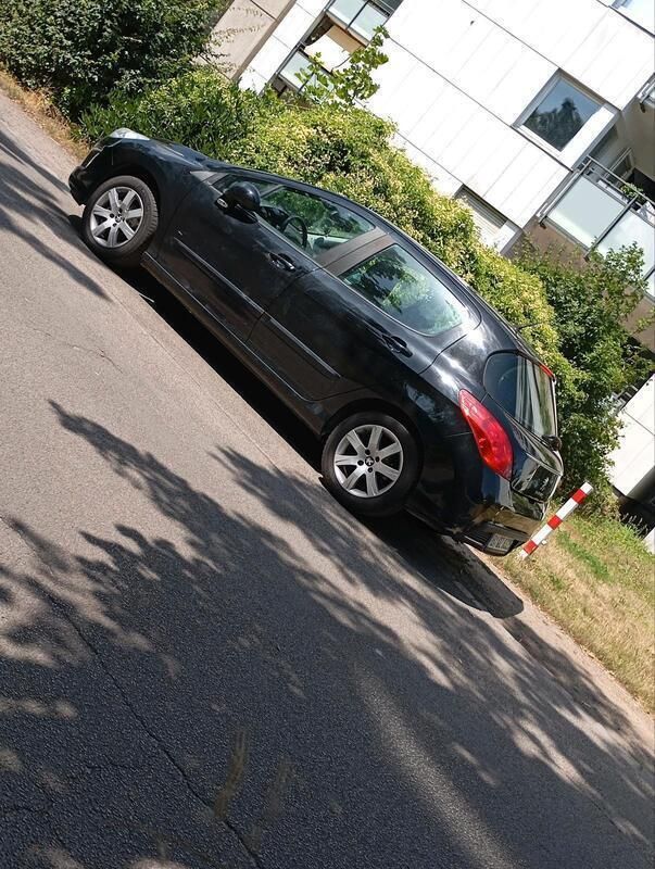 Schwarz Gebraucht 2011 Peugeot 308 Limousine | 4.500 € (Fairer Preis) - Bild 1/4