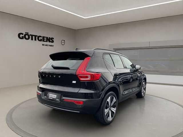Gebraucht Volvo XC40 Core 169 kW (231 PS) 2022 Schwarz SUV
