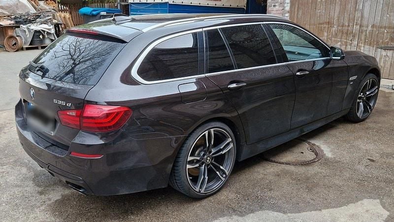 Second-hand BMW 535 Performance 313 CP (230 kW) 2015 Negru Break
