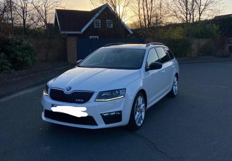 Weiß Gebraucht 2013 Skoda Octavia RS Kombi | 12.900 € (Etwas zu teuer) - Bild 1/2