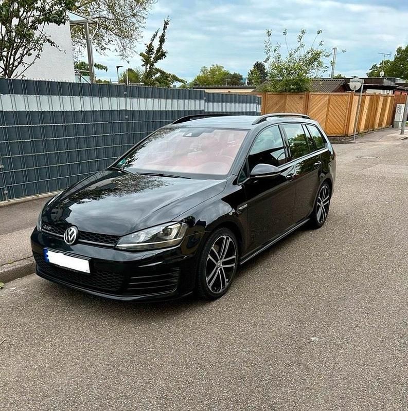 Schwarz Gebraucht 2016 VW Golf VII GTD Kombi | 8.499 € (Superpreis) - Bild 1/4