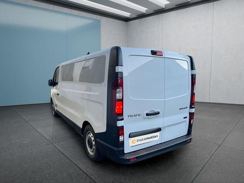 Gebraucht Renault Trafic 89 kW (122 PS) 2025 Weiß Van / Kleinbus