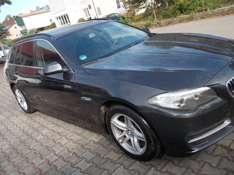 Grau Gebraucht 2014 BMW 520 Limousine | 10.500 € (Superpreis) - Bild 1/4