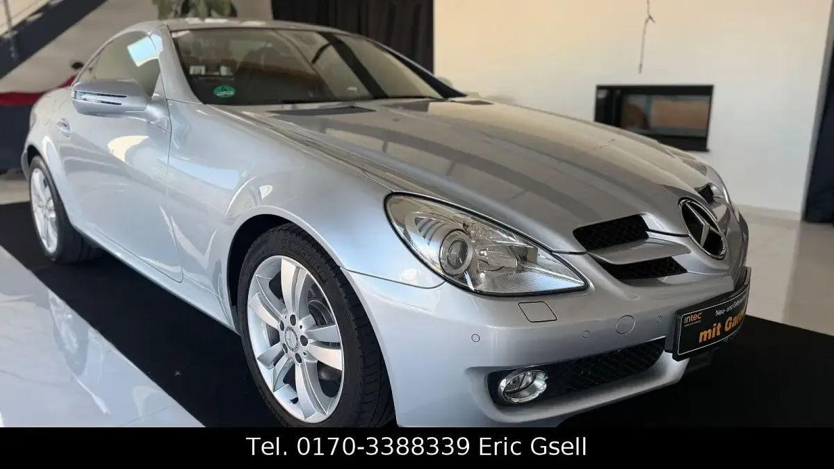 Gebraucht Mercedes SLK280 231 PS (169 kW) 2009 Silber Cabrio