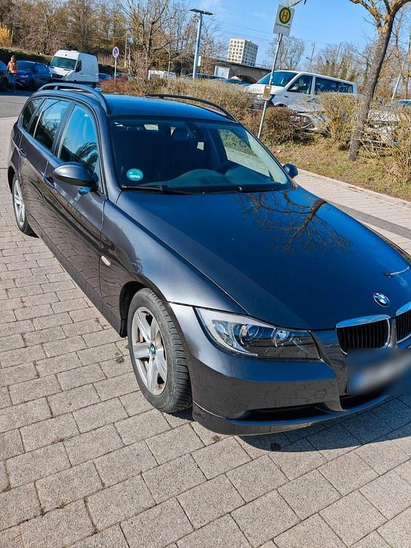 Gebraucht BMW 320 170 PS (125 kW) 2008 Grau Kombi