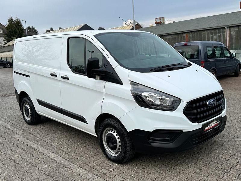 Second-hand Ford Transit Custom 107 CP (78 kW) 2021 Alb Berlinǎ