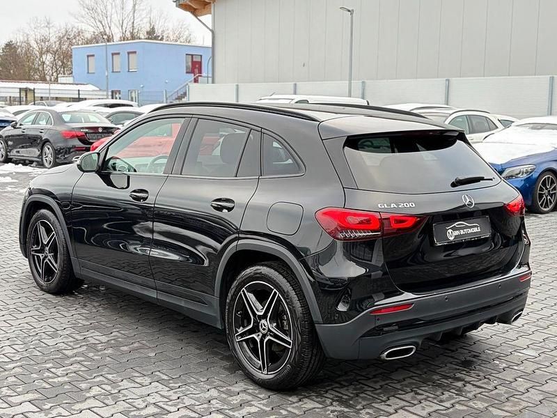 Gebraucht Mercedes GLA200 AMG 163 PS (119 kW) 2022 Schwarz SUV