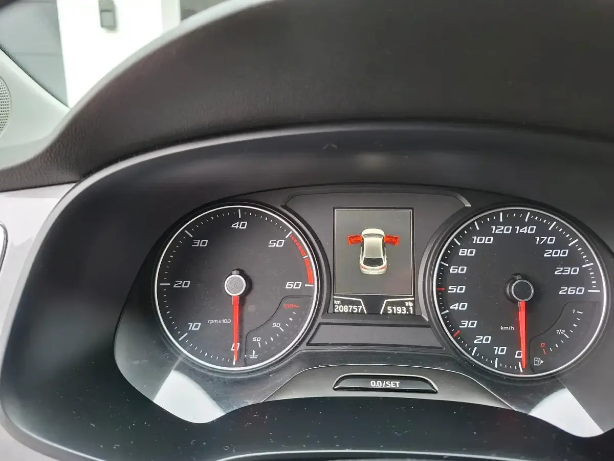 Gebraucht Seat Leon FR 186 PS (136 kW) 2015 Schwarz Limousine