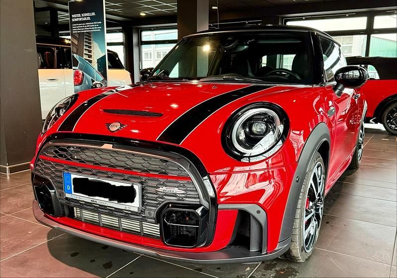 Rot Gebraucht 2023 Mini John Cooper Works Kleinwagen | 36.790 € (Etwas zu teuer) - Bild 1/4