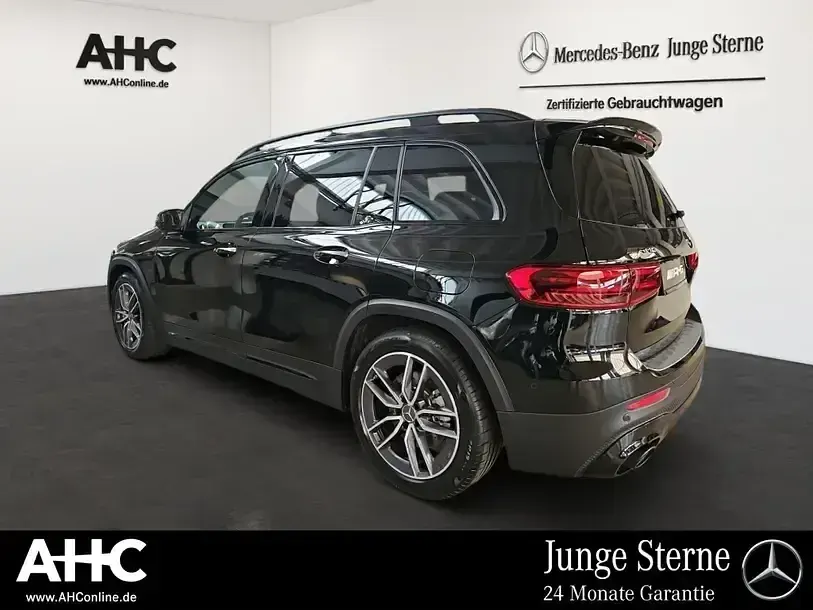 Gebraucht Mercedes GLB35 AMG 306 PS (225 kW) 2025 Schwarz SUV