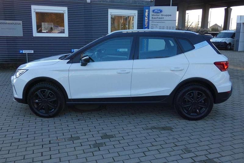 Gebraucht Seat Arona Beats 110 PS (80 kW) 2021 "candy" weiss SUV