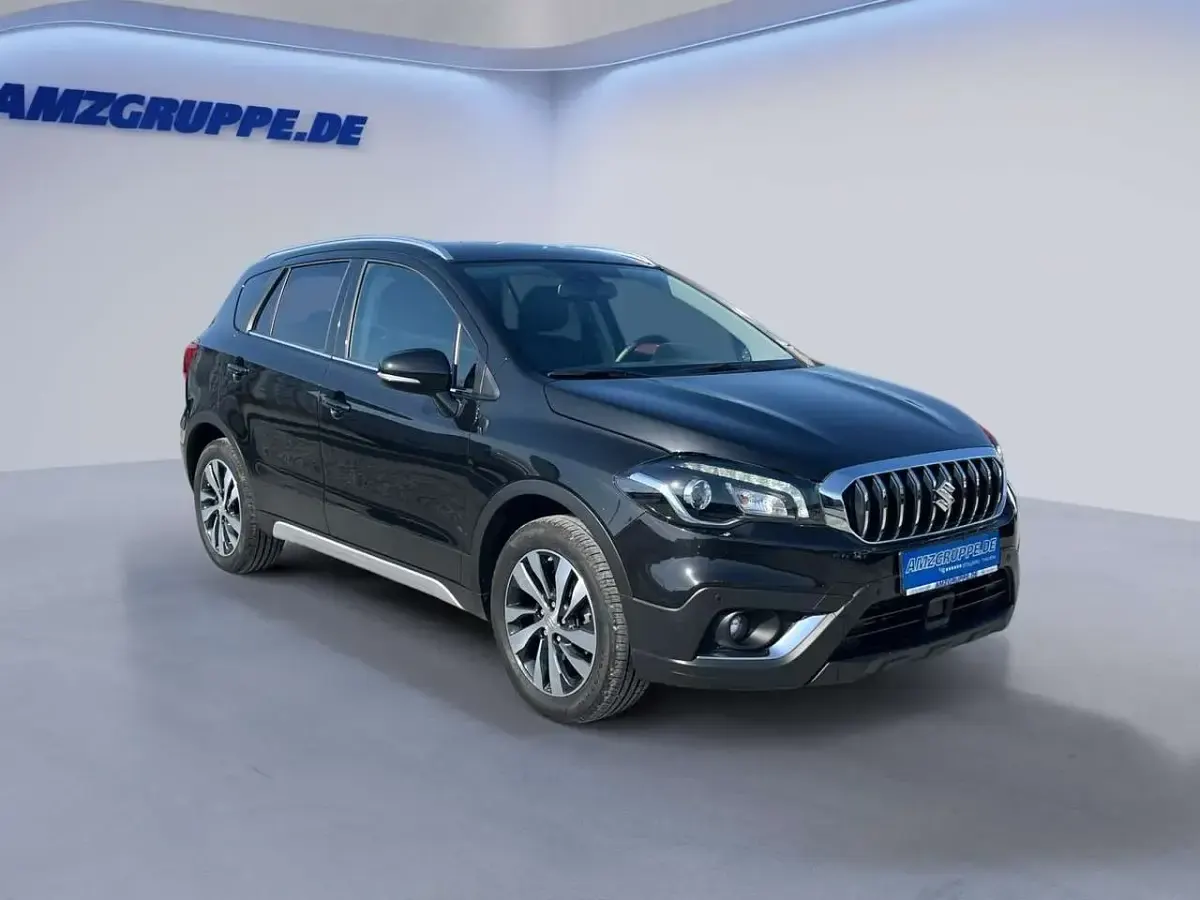Gebraucht Suzuki SX4 S-Cross Comfort+ 140 PS (102 kW) 2019 Schwarz SUV