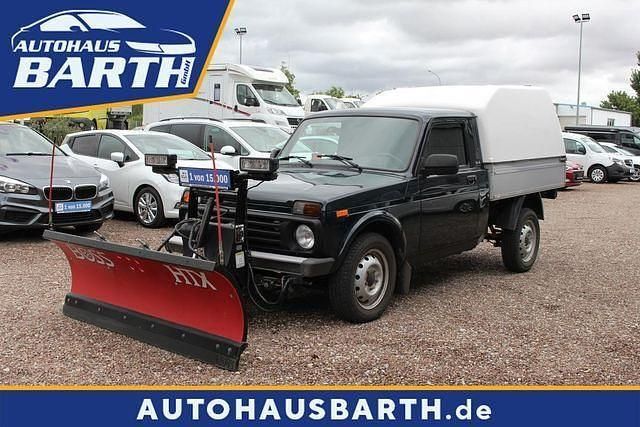 Grün Gebraucht 2020 Lada niva SUV | 19.890 € - Bild 1/4