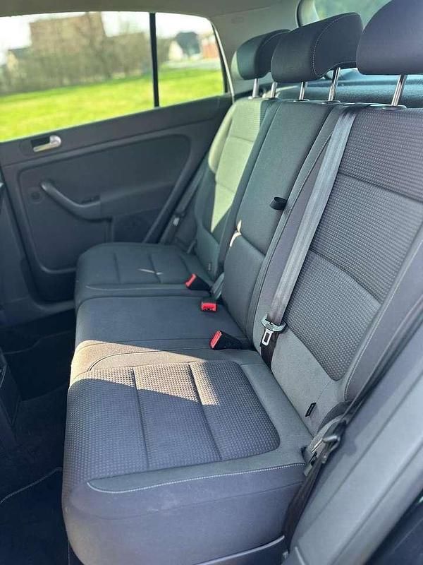 Gebraucht VW Golf VI Team 86 PS (63 kW) 2011 Schwarz Kleinwagen