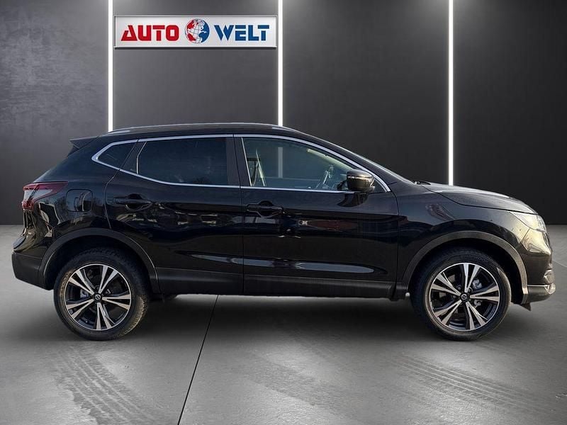 Gebraucht Nissan Qashqai 140 PS (102 kW) 2020 Schwarz SUV