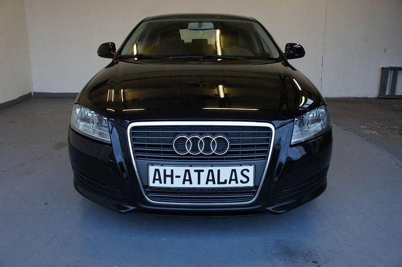 Gebraucht Audi A3 Ambiente 105 PS (77 kW) 2010 Schwarz Kleinwagen