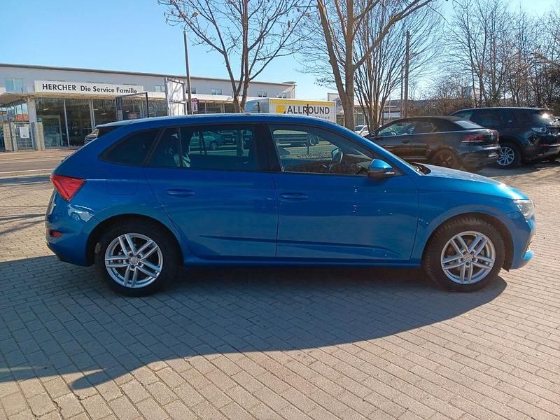 Gebraucht Skoda Scala Style 150 PS (110 kW) 2020 Blau Kleinwagen