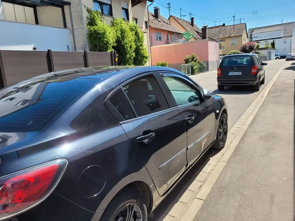 Gebraucht Mazda 3 Exclusive-Line 150 PS (110 kW) 2010 Schwarz Limousine