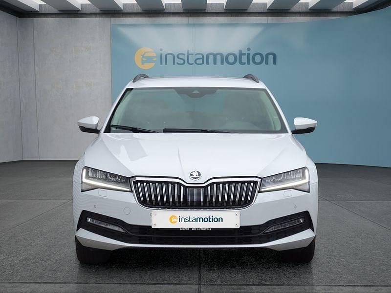 Gebraucht Skoda Superb 150 PS (110 kW) 2024 Weiß Kombi