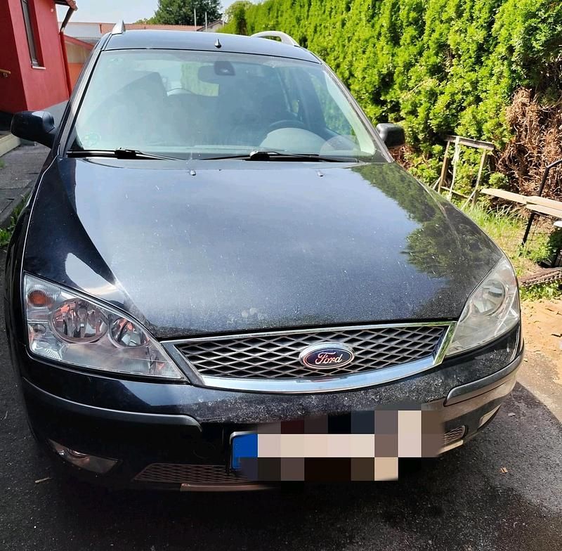 Schwarz Gebraucht 2006 Ford Mondeo Ghia Kombi | 555 € (Superpreis) - Bild 1/4