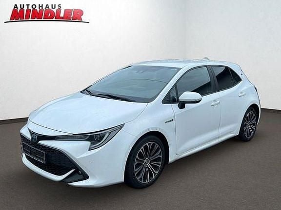 Schneeweiß Gebraucht 2019 Toyota Corolla | 15.990 € (Guter Preis) - Bild 1/4