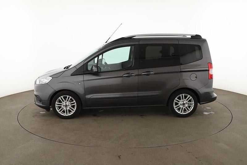Gebraucht Ford Tourneo Titanium 101 PS (74 kW) 2019 Grau Van / Kleinbus