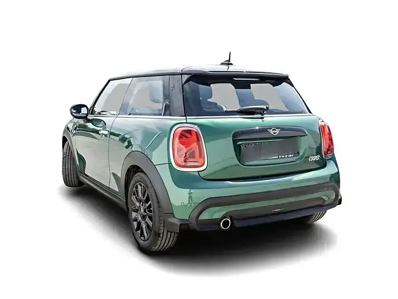 Gebraucht Mini Cooper Classic 136 PS (100 kW) 2023 Grün Kleinwagen