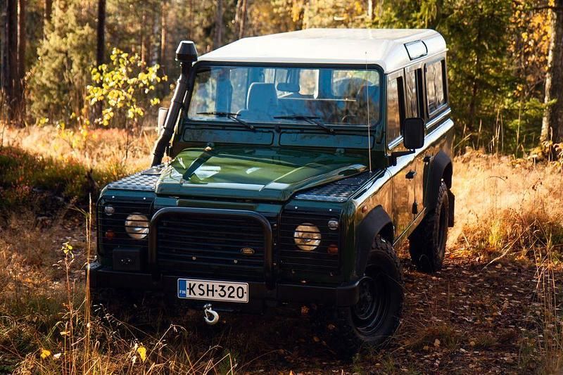 Gebraucht Land Rover Defender S 122 PS (89 kW) 2002 Grün Kombi