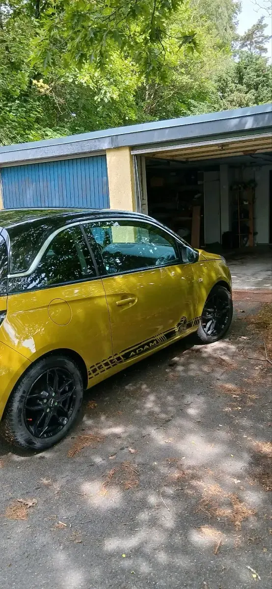 Gebraucht Opel Adam 84 PS (61 kW) 2017 Gold Kleinwagen