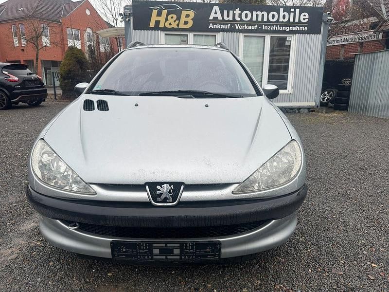 Gebraucht Peugeot 206 Filou 75 PS (55 kW) 2003 Grau Kombi