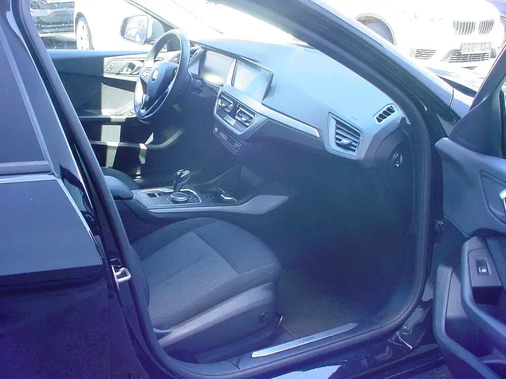 Gebraucht BMW 116 109 PS (80 kW) 2022 Schwarz Kleinwagen